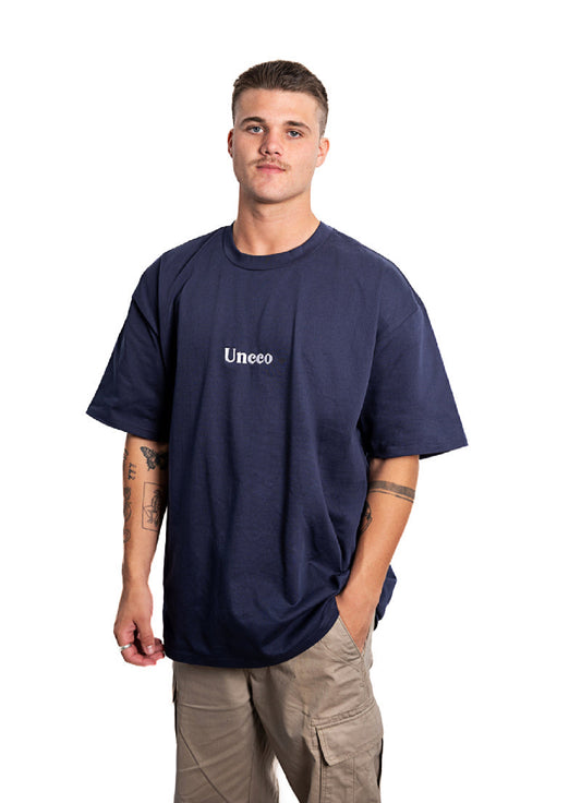 Oversized U tee